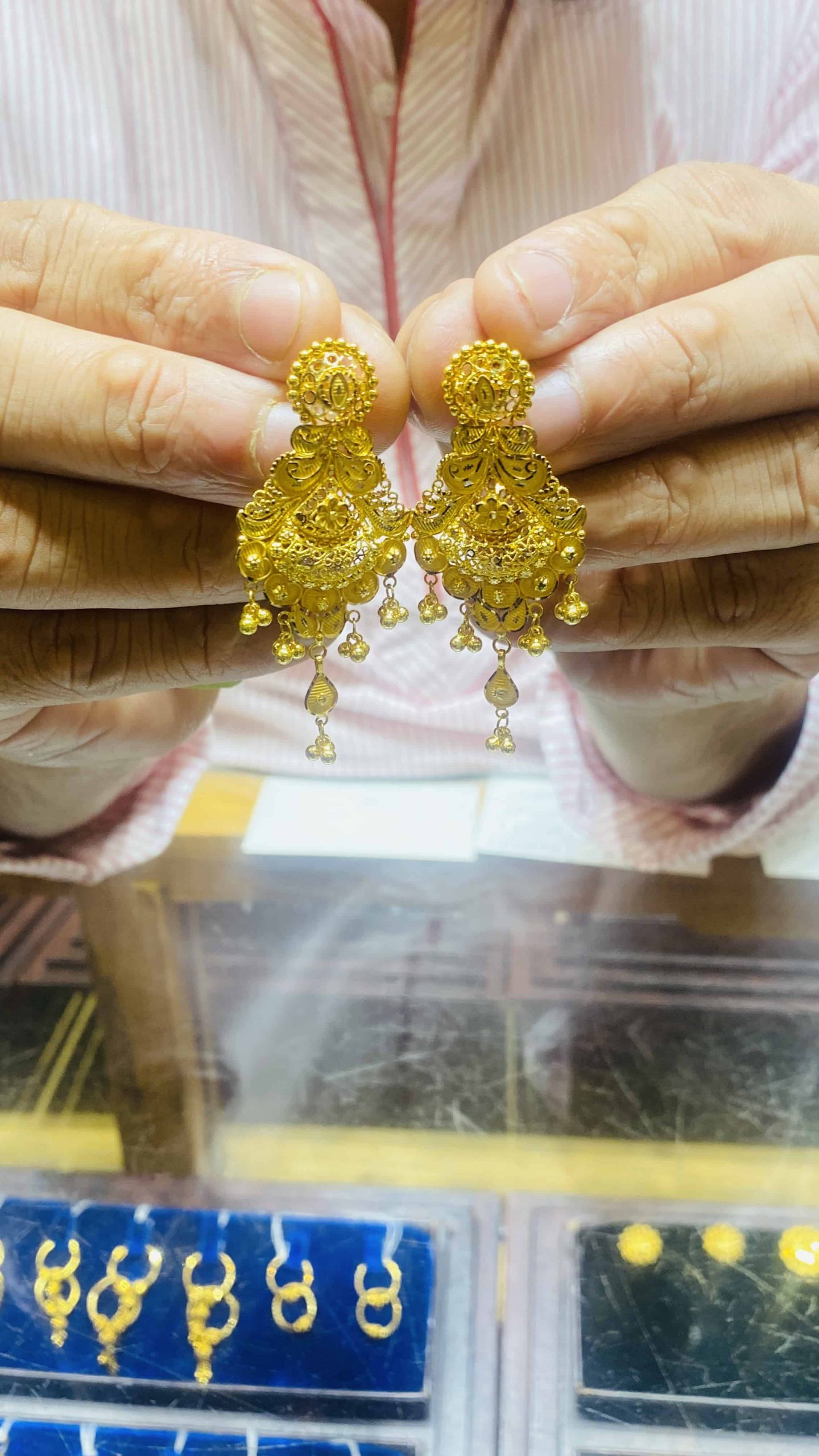 Latest Gold Earrings Making Video। Kaner Dul Design। | Latest Gold Earrings  Making Video। Kaner Dul Design। | By AR JewelleryFacebook