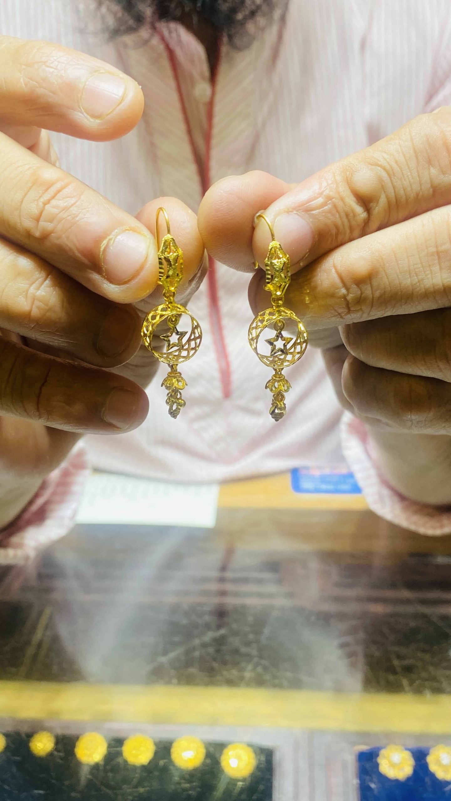 Diamond World - Diamond Jewellery Shop in Bangladesh
